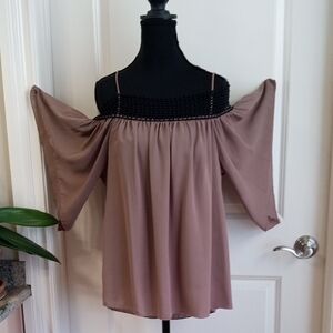 Audrey Ann Coco Brown and Black Off-Shoulder Top w/ Butterfly Sleeves